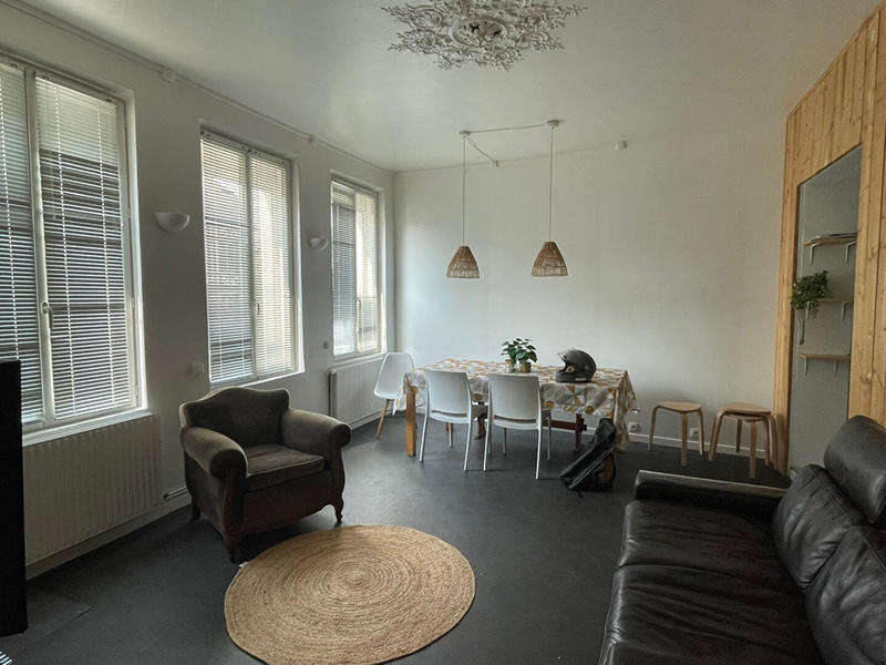 Maison - 96 m² - 4 pièces