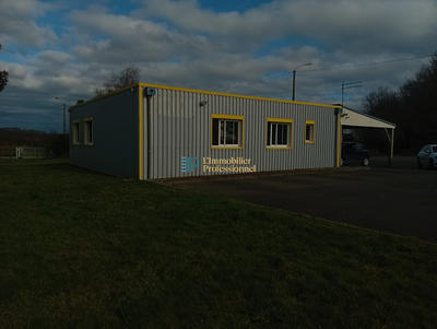 Bureau - 216 m² - 11 pièces