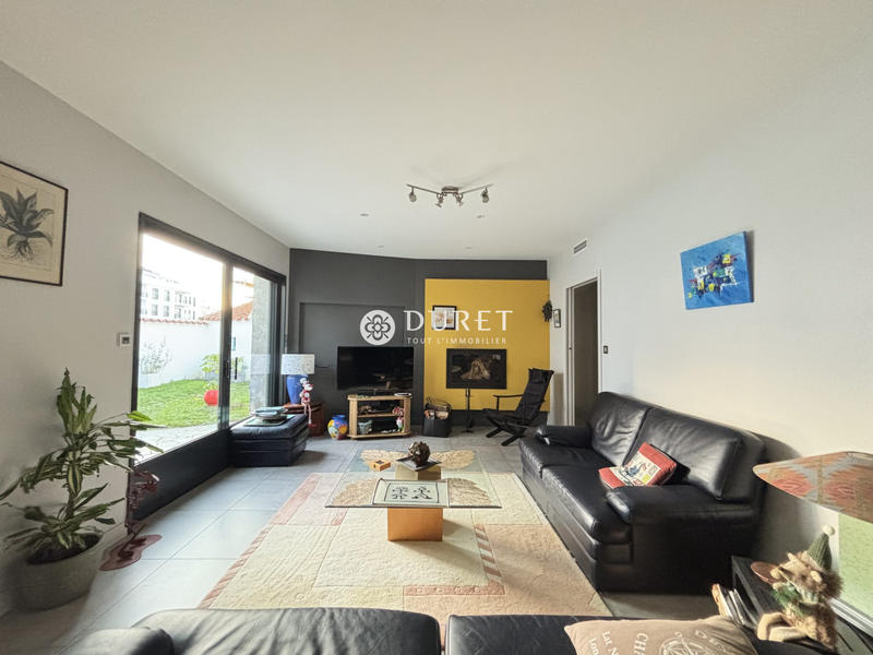 Maison - 182 m² - 6 pièces
