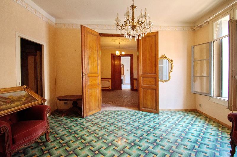 Maison - 202 m² - 12 pièces