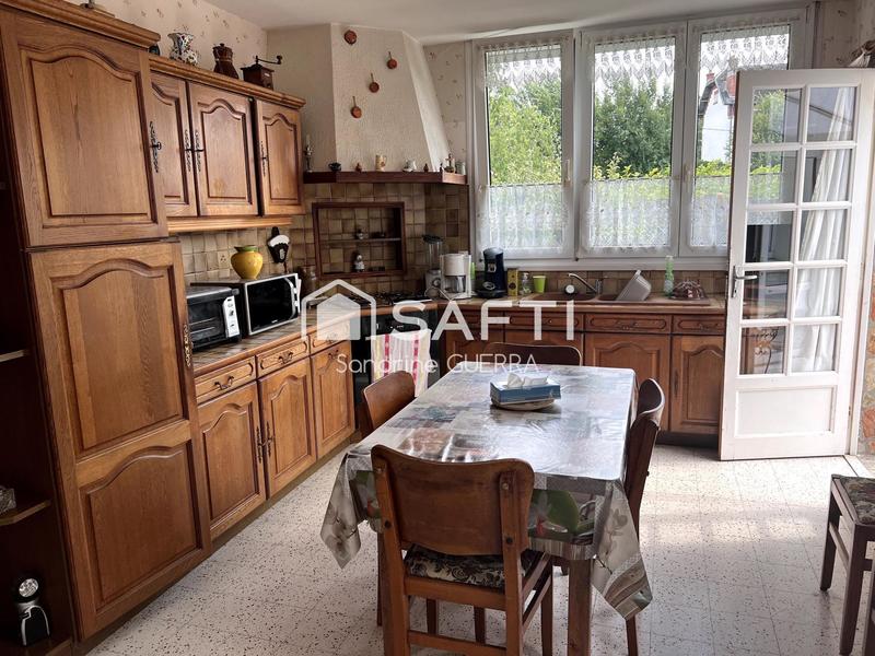 Maison - 141 m² - 7 pièces