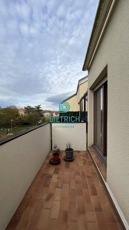 Duplex - 127 m² - 6 pièces