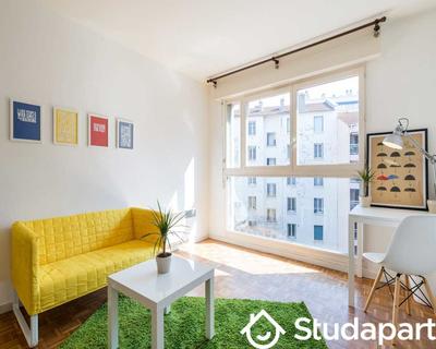 Chambre - 100 m² - 1 pièce