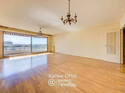 Appartement - 110 m² - 4 pièces