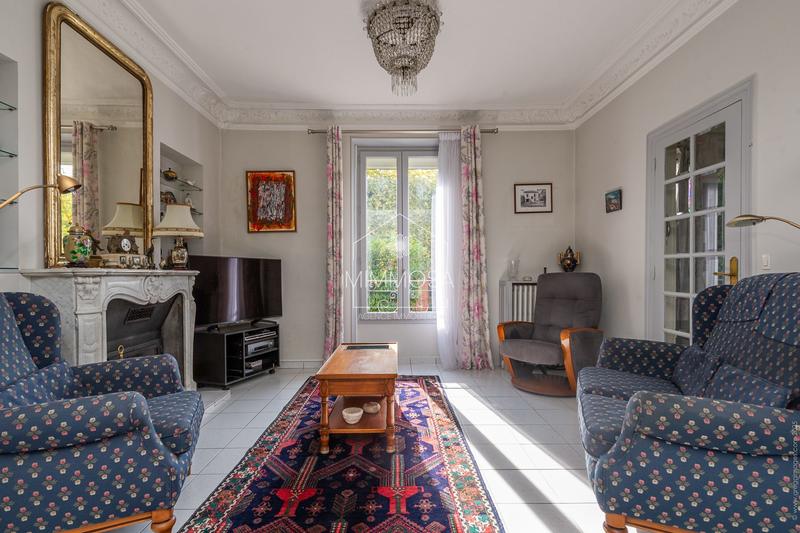 Maison - 160 m² - 6 pièces