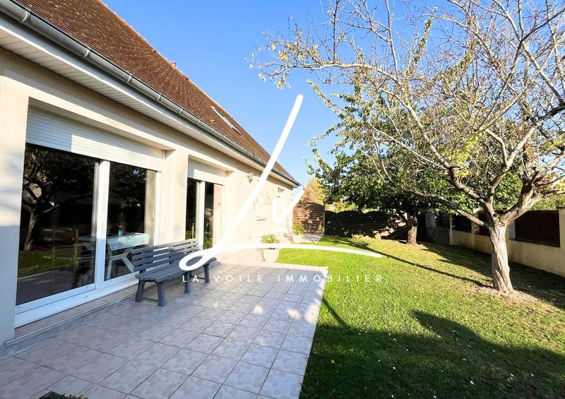 Maison - 177 m² - 7 pièces