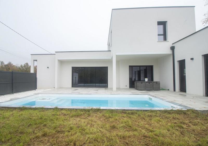 Maison - 170 m² - 6 pièces