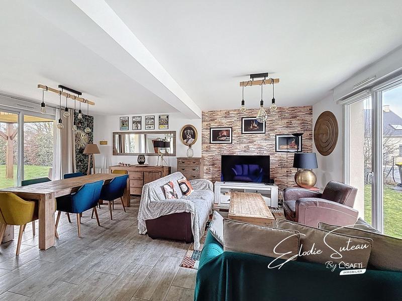 Maison - 91 m² - 5 pièces