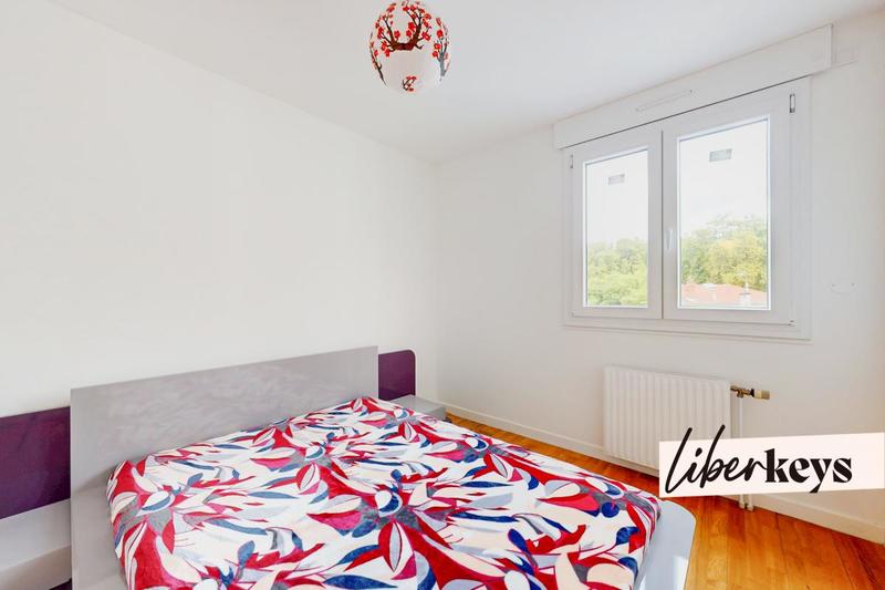 Appartement - 101 m² - 4 pièces