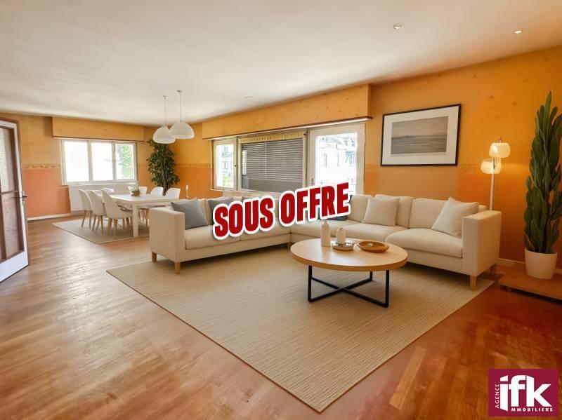 Appartement - 93 m² - 4 pièces