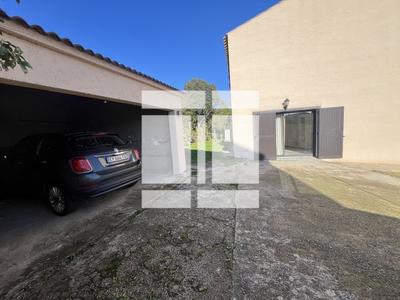 Villa - 196 m² - 6 pièces
