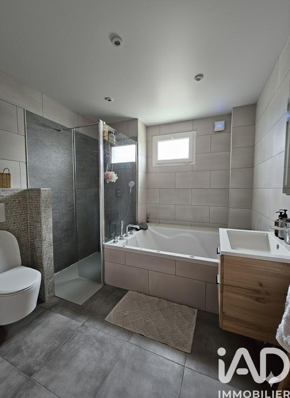 Maison - 147 m² - 5 pièces