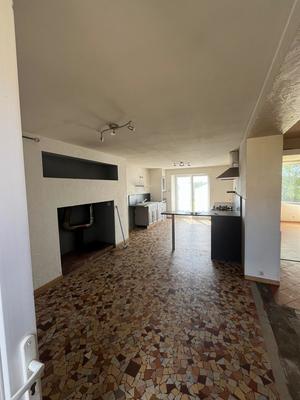 Maison - 105 m² - 3 pièces