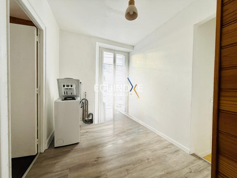 Maison - 161 m² - 7 pièces