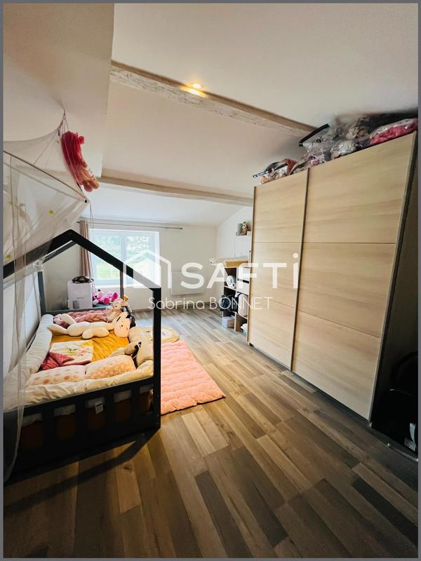 Maison - 100 m² - 4 pièces