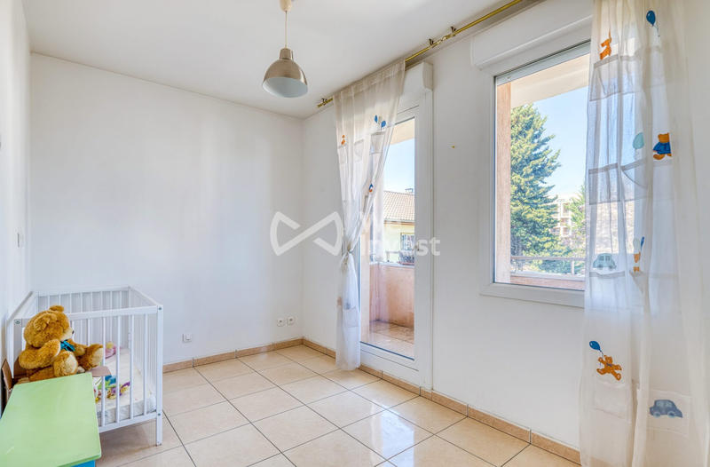 Maison - 203 m² - 7 pièces