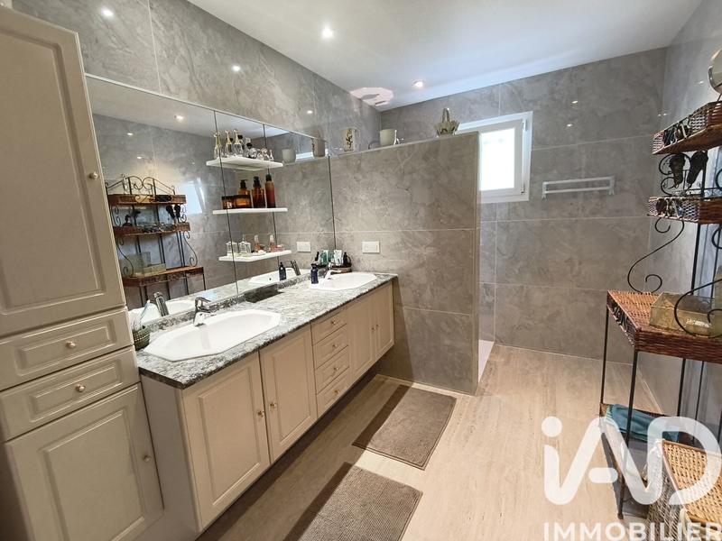 Maison - 114 m² - 4 pièces