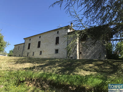 Maison - 170 m² - 7 pièces