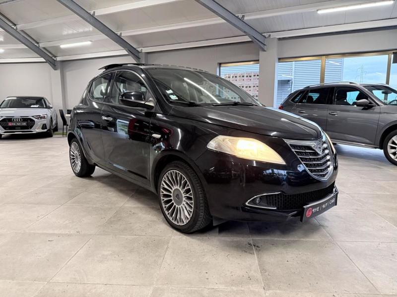 Lancia Ypsilon 0.9 TwinAir - 85 s&amp;S Bvm5 Platinum / Garantie 12 Mois