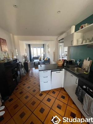 Chambre - 9 m² - 1 pièce