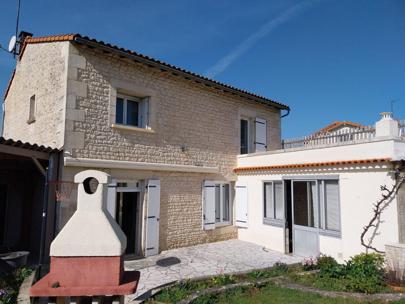 Maison - 120 m² - 6 pièces