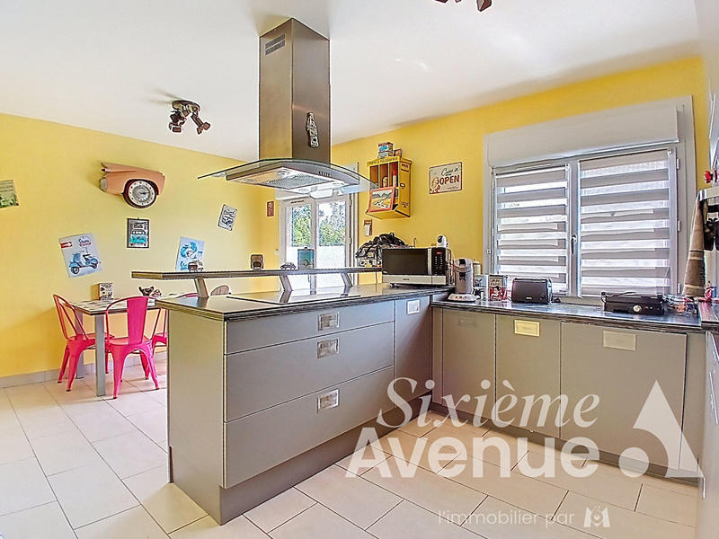 Maison - 112 m² - 6 pièces