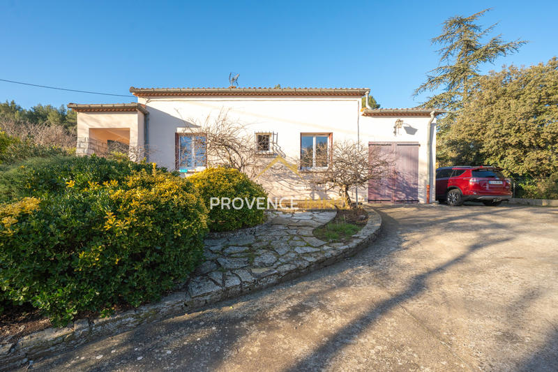 Maison - 97 m² - 4 pièces