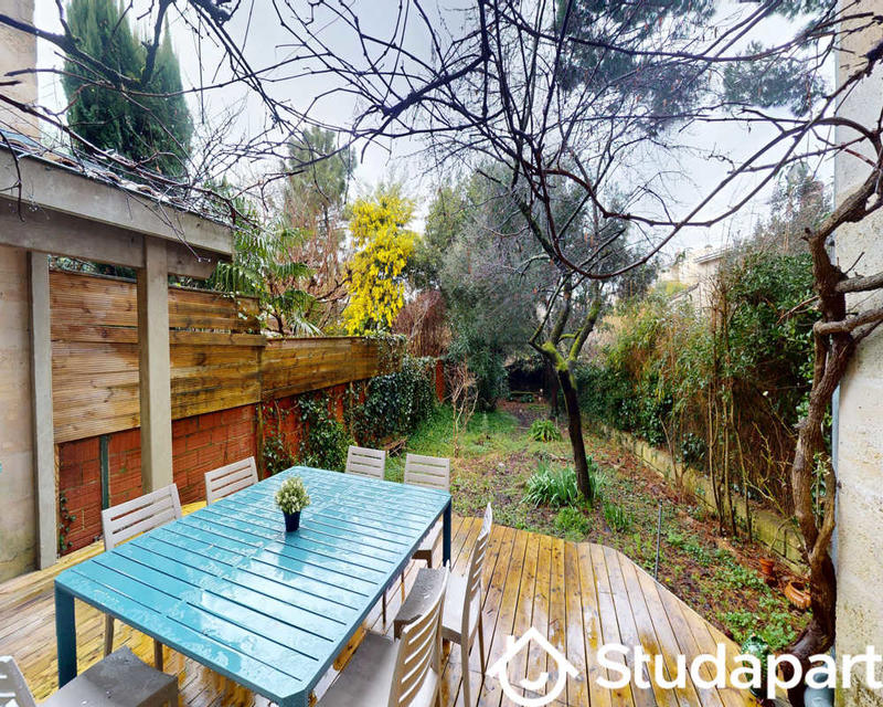 Chambre - 230 m² - 1 pièce