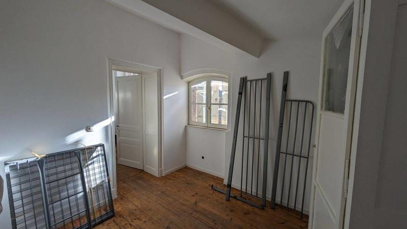 Propriété - 700 m² - 22 pièces