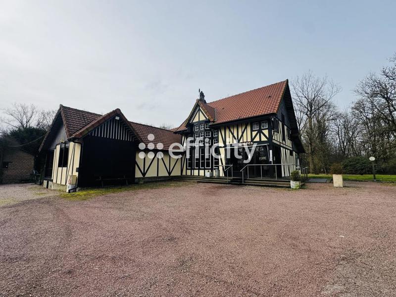 Immeuble - 270 m² - 9 pièces