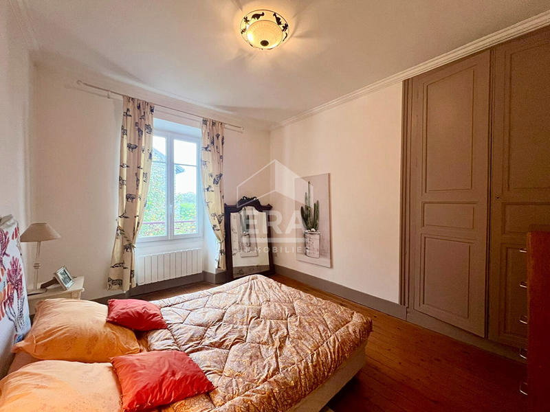 Maison - 186 m² - 6 pièces