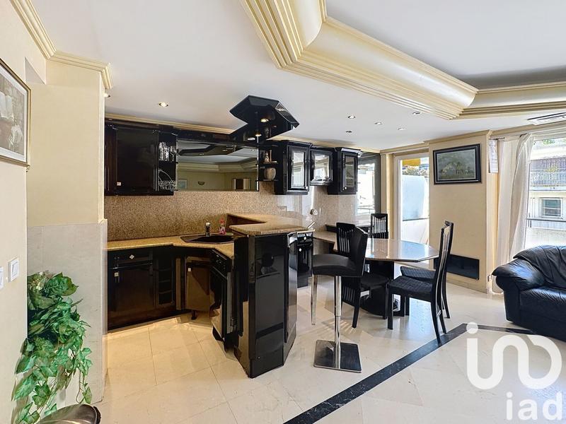 Appartement - 106 m² - 4 pièces