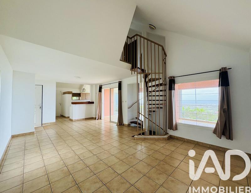 Maison - 128 m² - 5 pièces