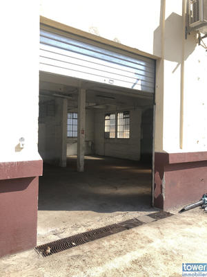 Entrepôt - 160 m²