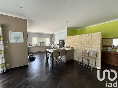 Maison de maîtres - 205 m² - 7 pièces