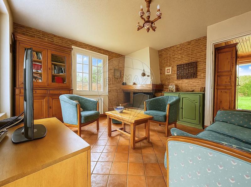 Maison - 93 m² - 6 pièces