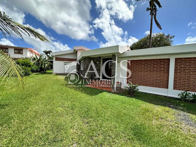 Maison - 178 m² - 7 pièces