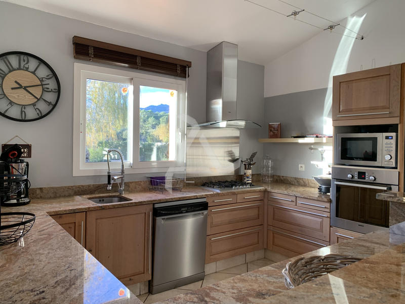 Villa - 135 m² - 6 pièces