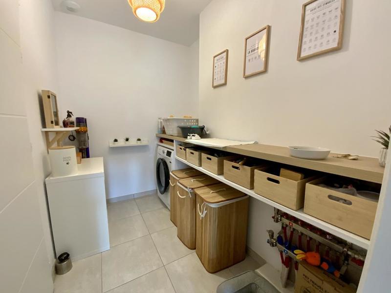 Maison - 99 m² - 5 pièces