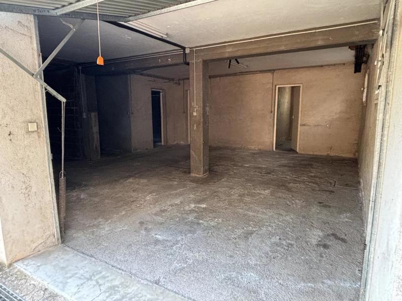 Maison - 254 m² - 12 pièces