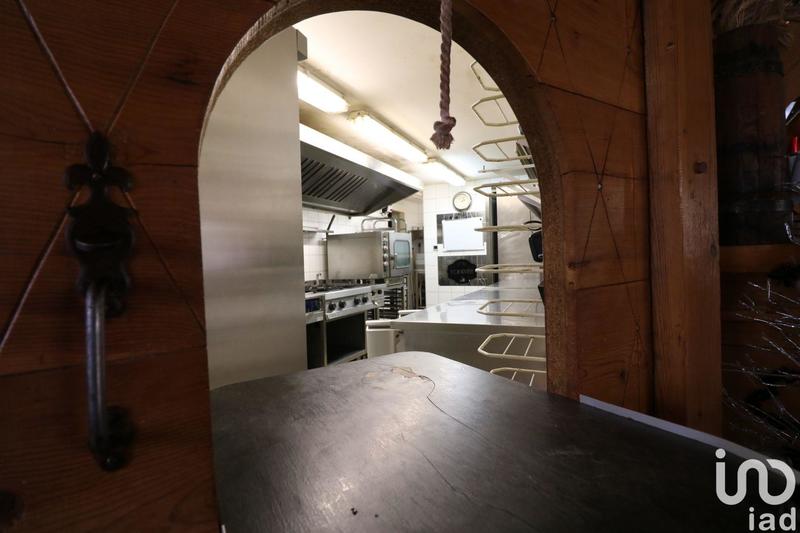 Local commercial - 210 m²