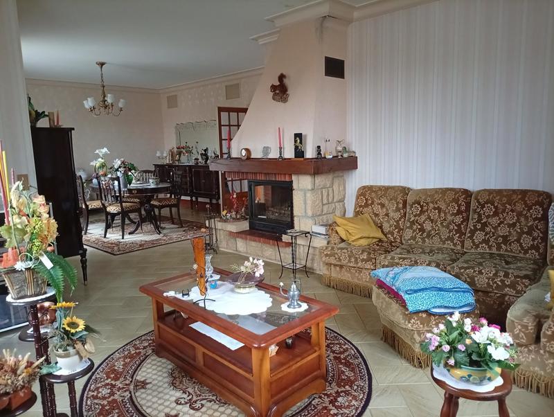 Maison - 175 m² - 6 pièces