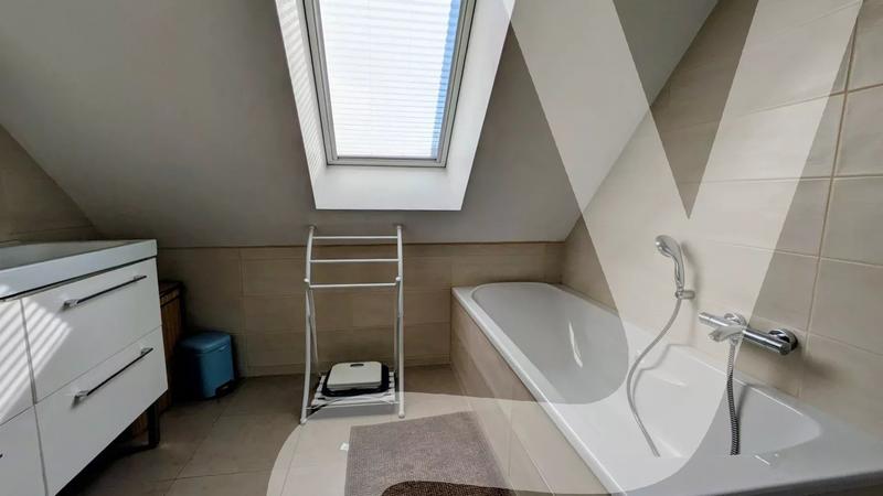 Maison - 142 m² - 6 pièces