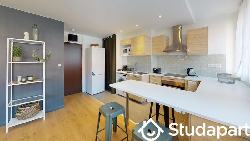 Chambre - 10 m² - 1 pièce