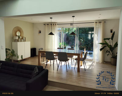 Maison - 97 m² - 3 pièces