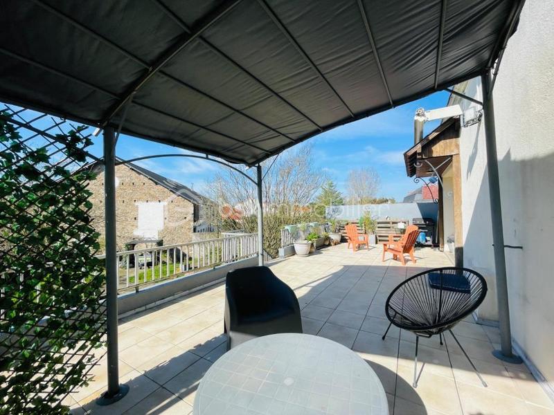 Hôtel particulier - 252 m² - 15 pièces