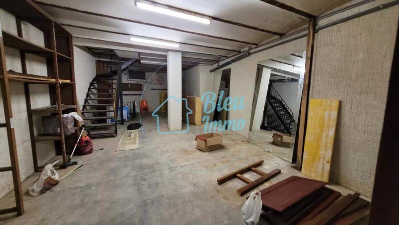 Immeuble - 450 m² - 16 pièces