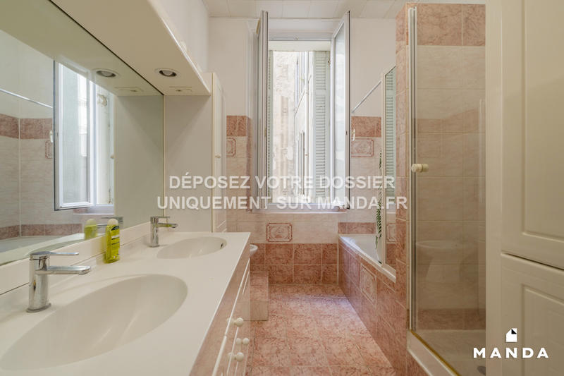 Appartement - 143 m² - 5 pièces