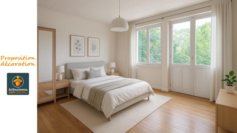 Maison - 240 m² - 8 pièces