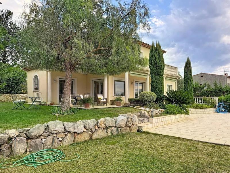 Villa - 171 m² - 6 pièces